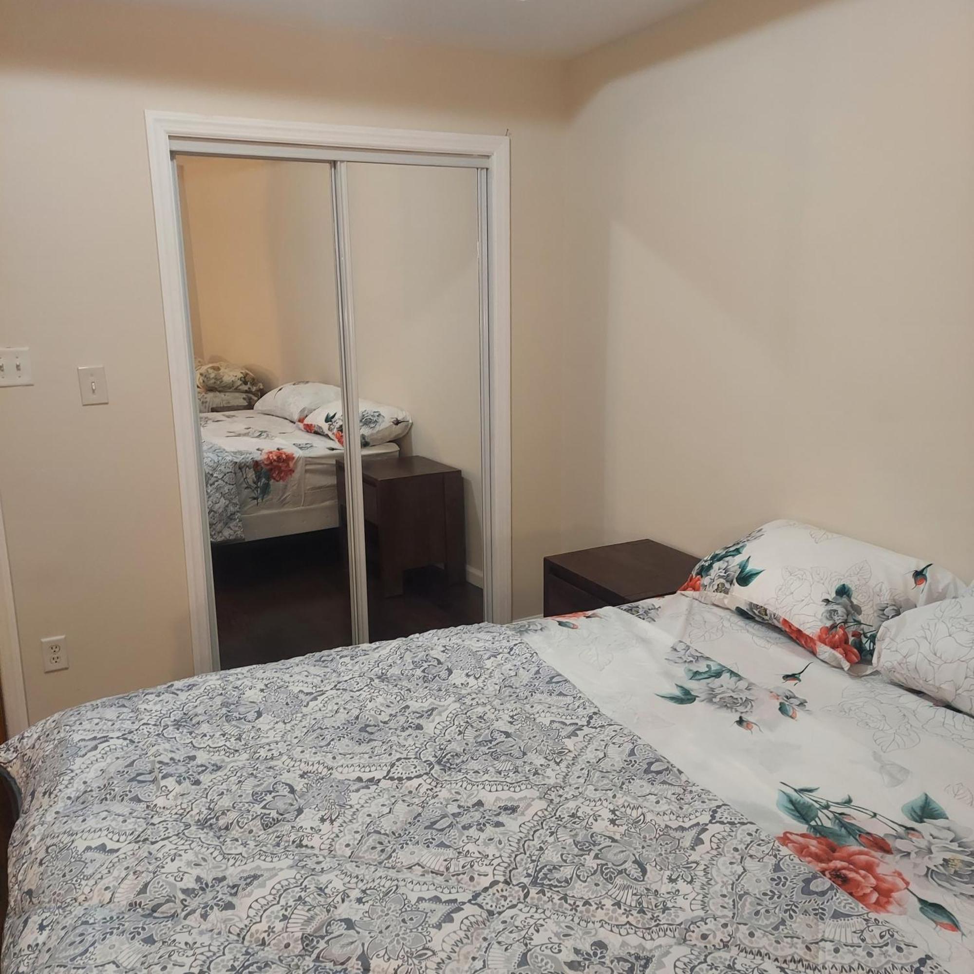 Double Queen Room 6 Minutes Walk To Penn Station Nyc Ewr Jersey City Exterior foto